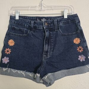 Hollister Denim Mom Shorts Embroidered Floral Cuffed Hem Dark Wash Size‎ 5